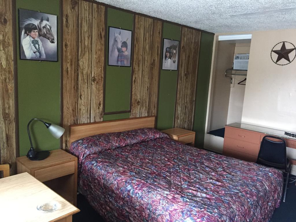 Ranch Motel Либерал Екстериор снимка